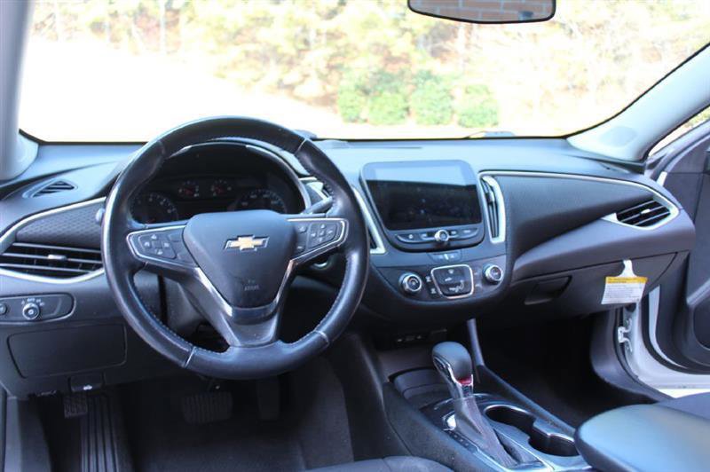Used 2021 Chevrolet Malibu RS image 15
