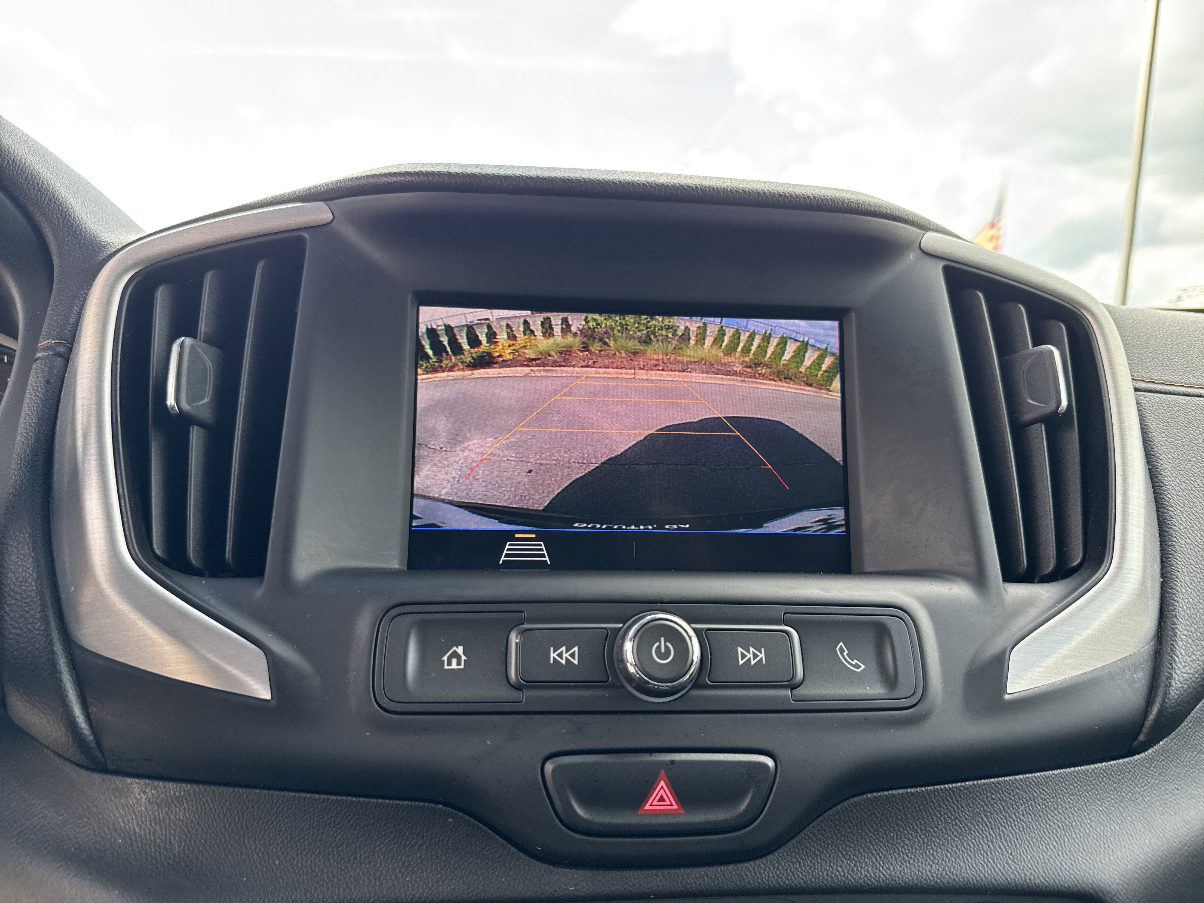 Used 2020 GMC Terrain SLE image 24