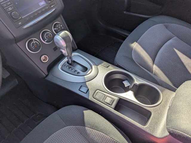 Used 2013 Nissan Rogue SV w/ Premium Pkg AWD/4WD image 18