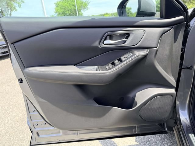 New 2026 Nissan Rogue SV AWD/4WD image 14
