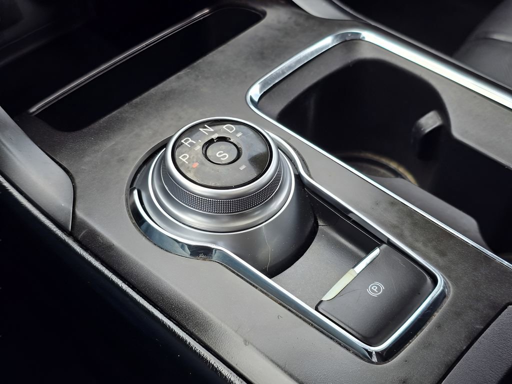 Used 2018 Ford Fusion Titanium image 23