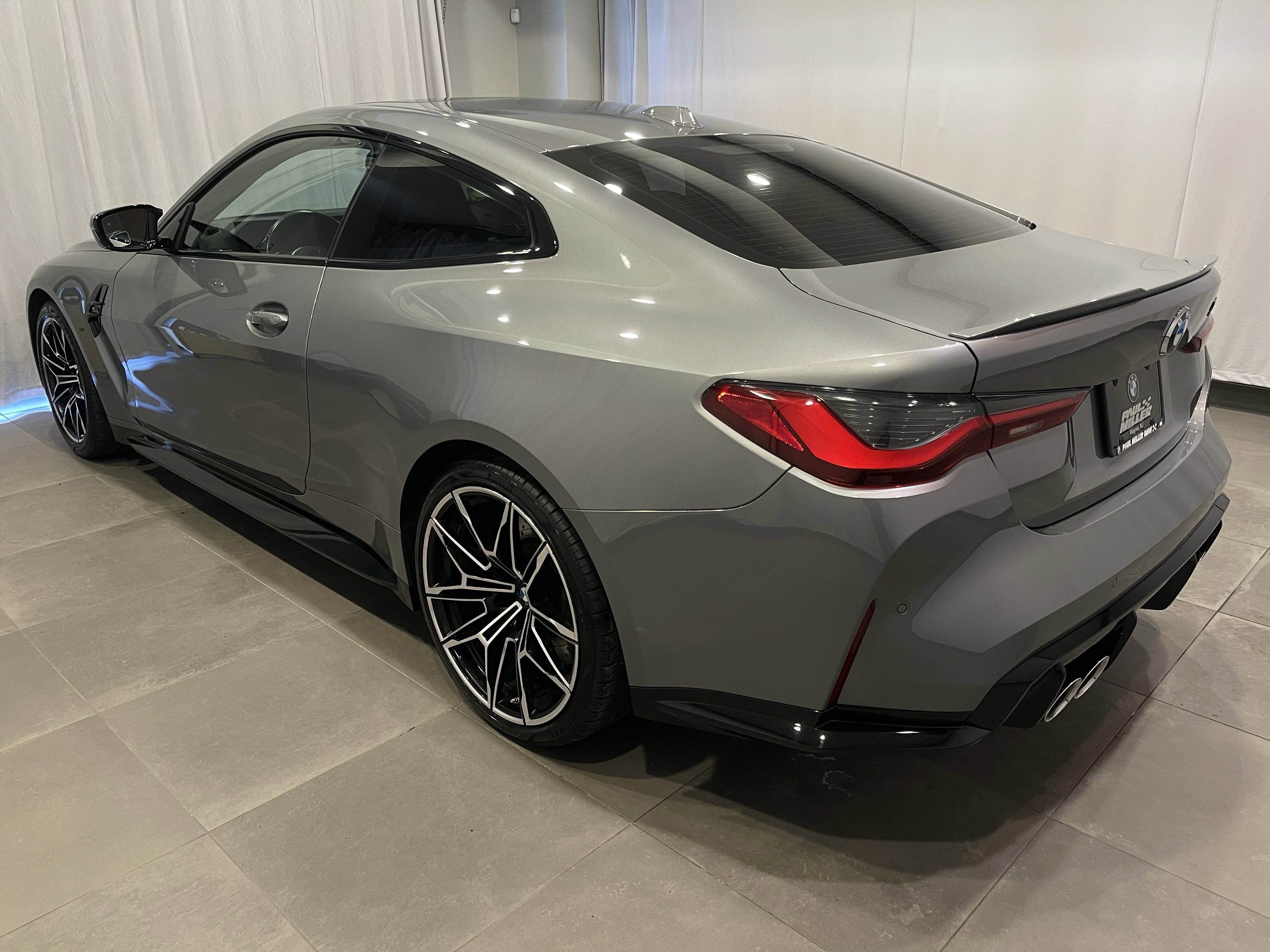 Used 2024 BMW M4 Competition w/ Executive Package image 4