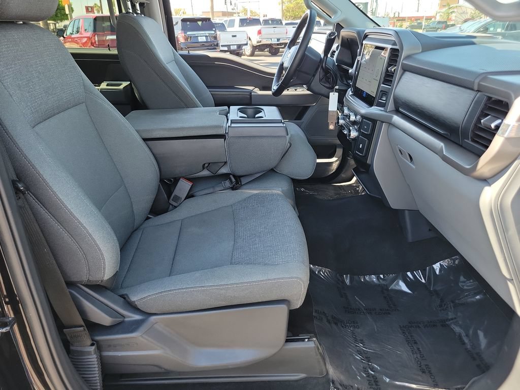 Used 2025 Ford F150 XLT w/ Equipment Group 301A Standard AWD/4WD image 18