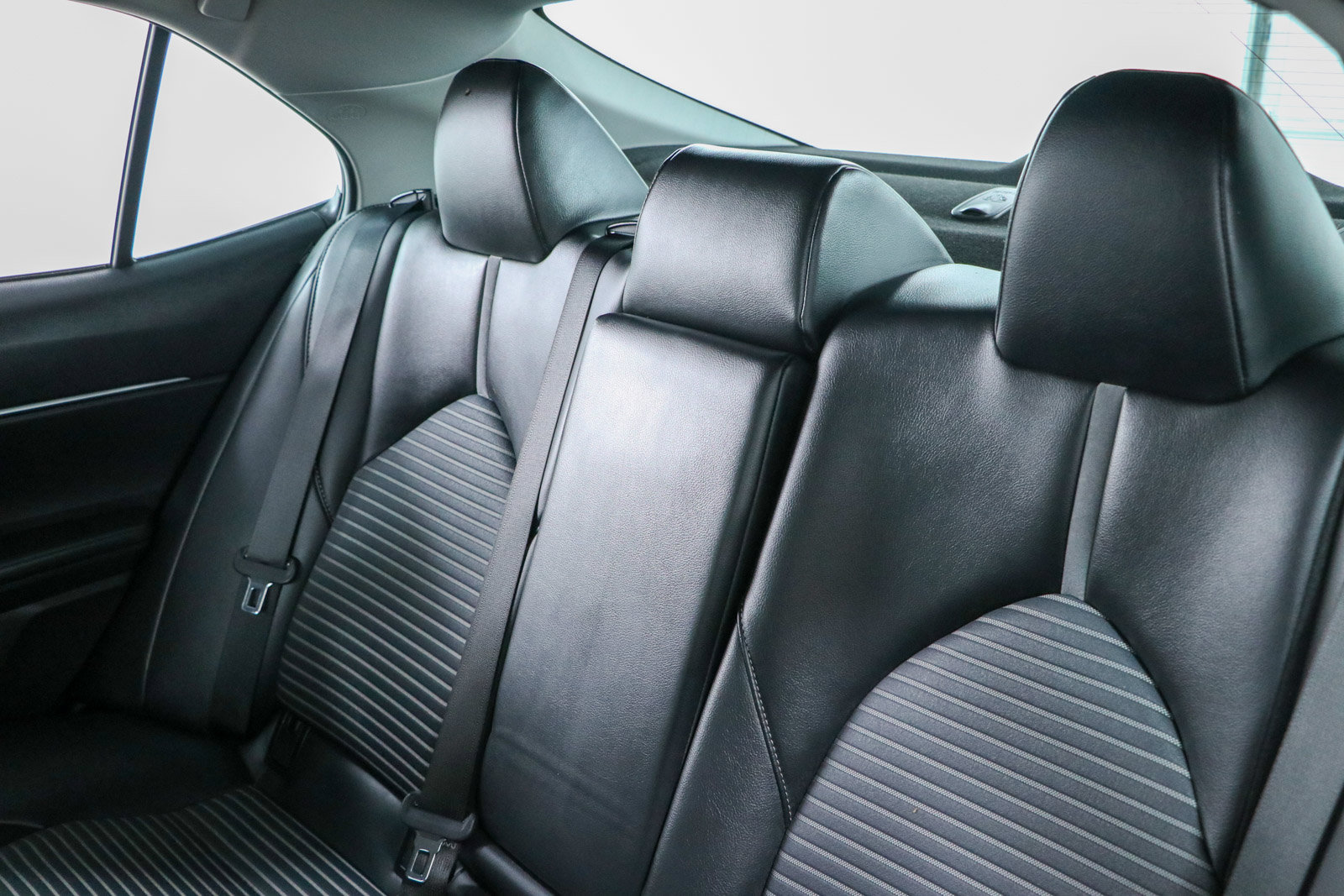 Used 2024 Toyota Camry SE FWD image 24