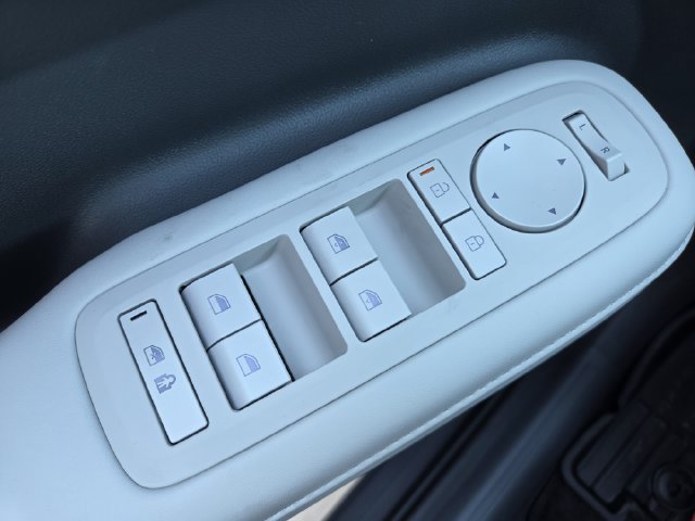 New 2027 Hyundai Santa Fe SEL FWD image 25