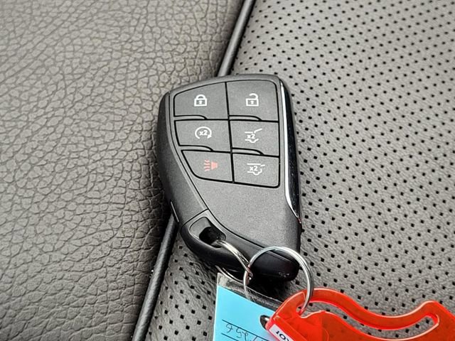 Used 2023 GMC Yukon Denali w/ LPO, Floor Liner Package image 40