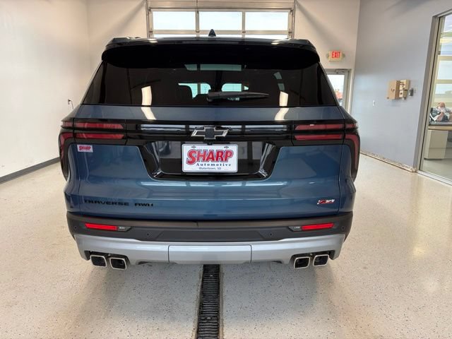 Used 2025 Chevrolet Traverse Z71 w/ LPO, Floor Liner Package AWD/4WD image 8