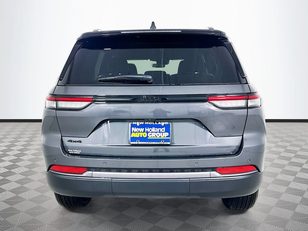 New 2026 Jeep Grand Cherokee Altitude AWD/4WD image 6