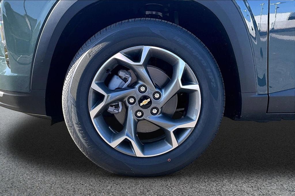 New 2026 Chevrolet Trax LT w/ Driver Confidence Package image 10