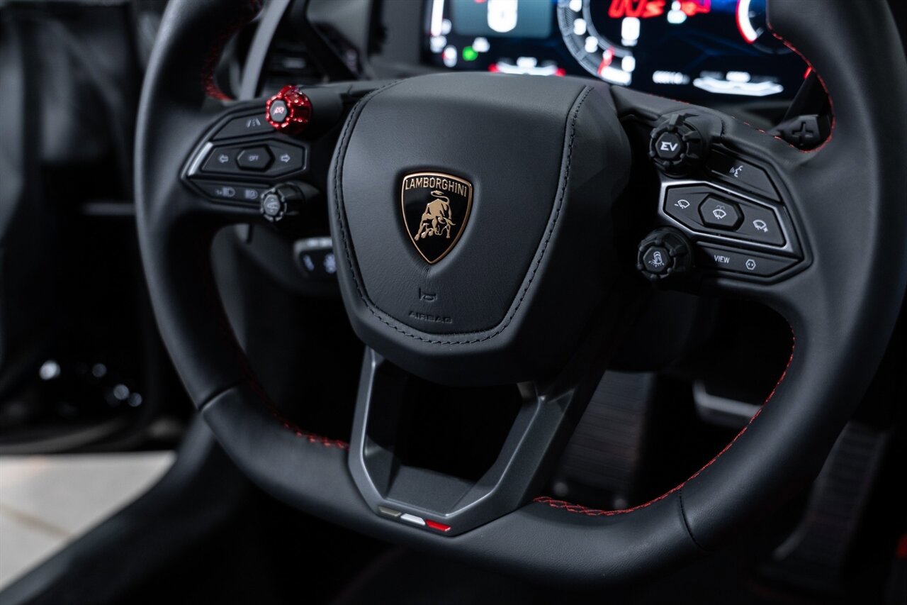Used 2026 Lamborghini Temerario AWD/4WD image 43