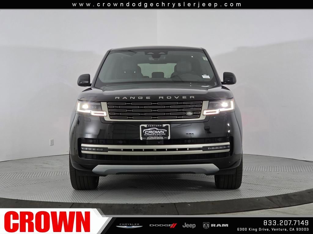 Used 2024 Land Rover Range Rover SE image 2