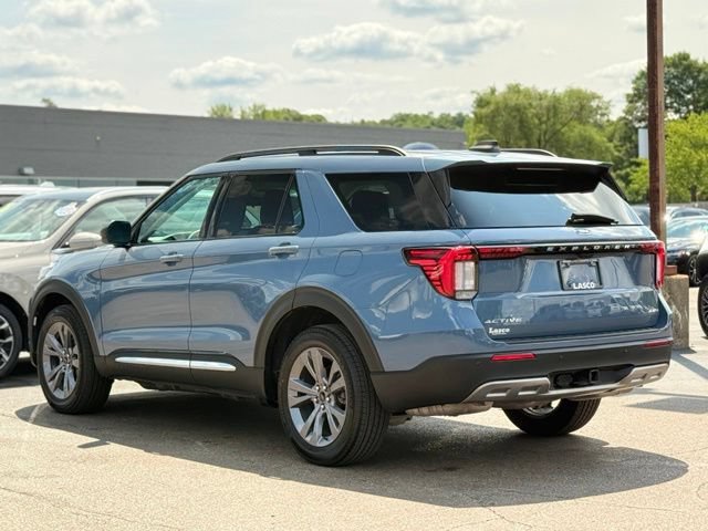 Used 2025 Ford Explorer Active w/ Active Comfort Package AWD/4WD image 38