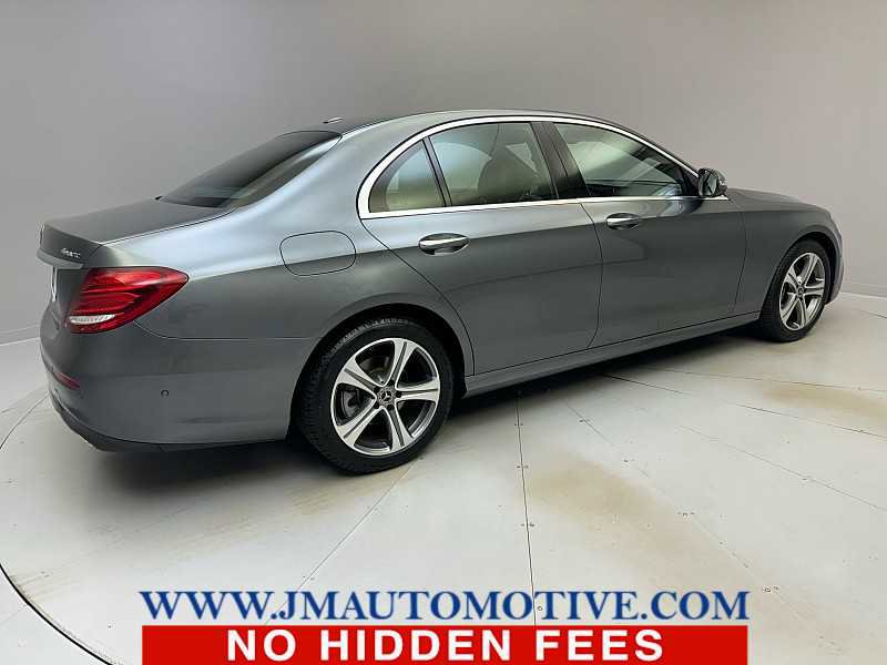 Used 2018 Mercedes-Benz E 300 4MATIC image 5