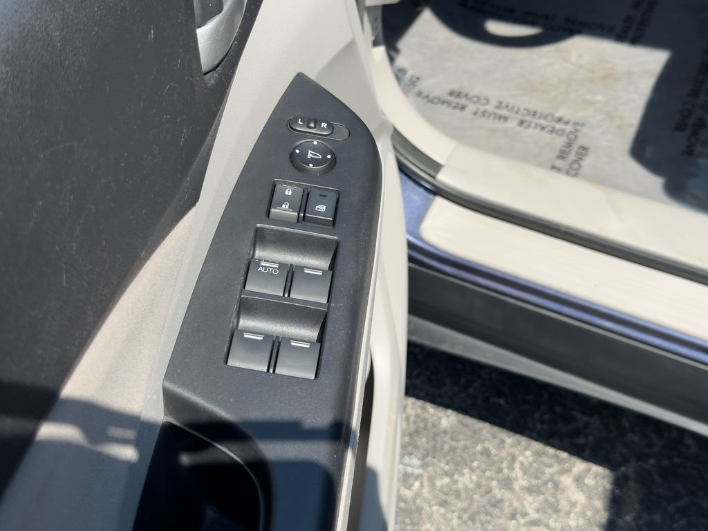 Used 2012 Honda CR-V EX image 19