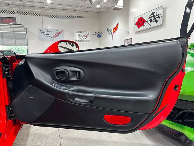Used 2003 Chevrolet Corvette Z06 w/ Memory Package, 3 Drivers RWD image 21