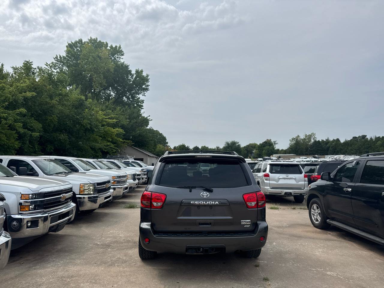Used 2015 Toyota Sequoia SR5 w/ Premium Package AWD/4WD image 6