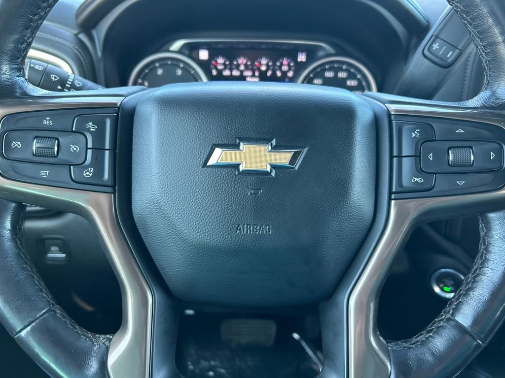 Used 2022 Chevrolet Silverado 3500 High Country w/ Safety Package II image 10