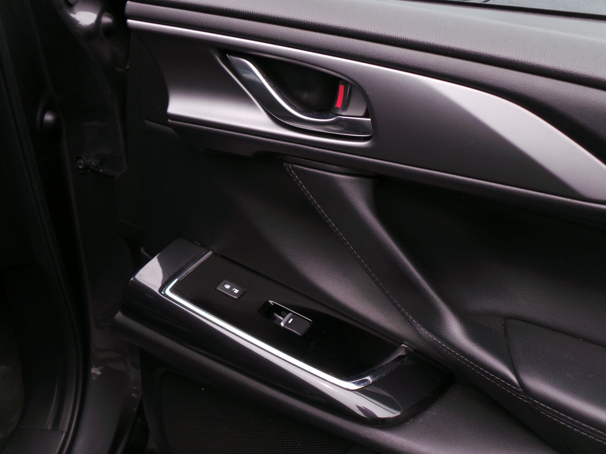 Used 2018 MAZDA CX-9 Touring FWD image 38
