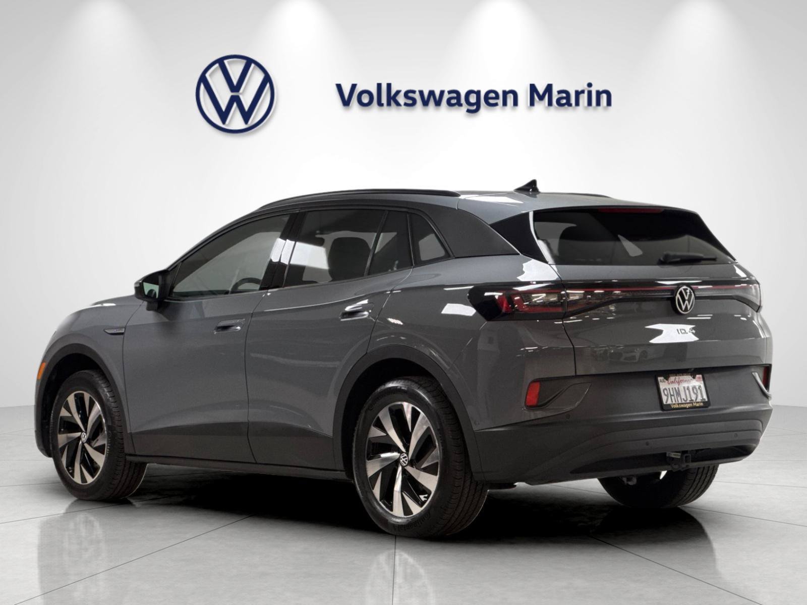 Used 2023 Volkswagen ID.4 Pro AWD/4WD image 3