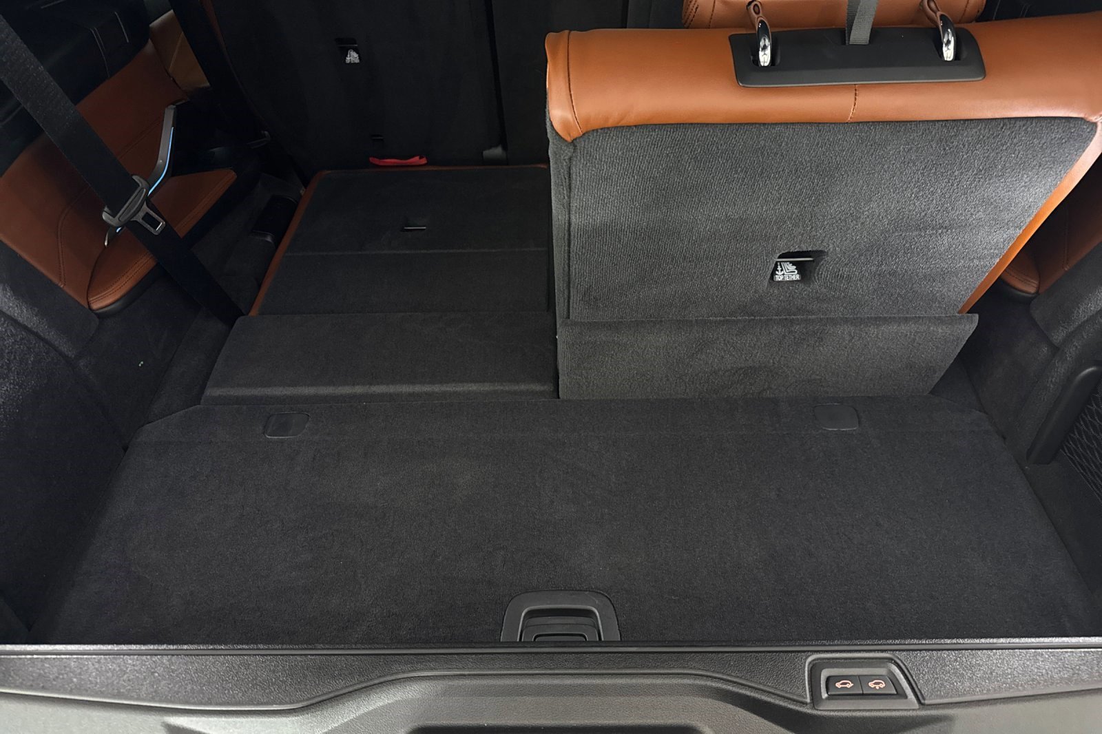 Used 2024 BMW ALPINA XB7 ALPINA XB7 image 34