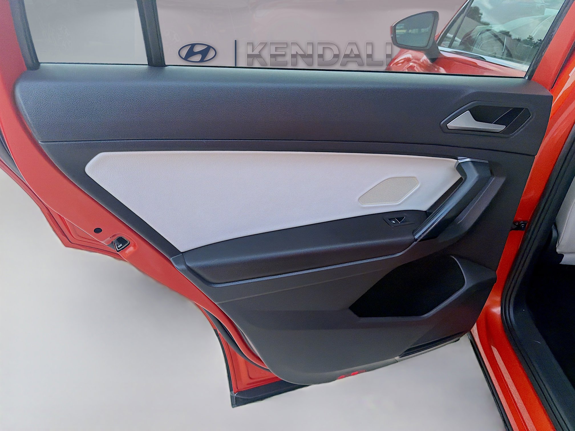 Used 2019 Volkswagen Tiguan SE image 23