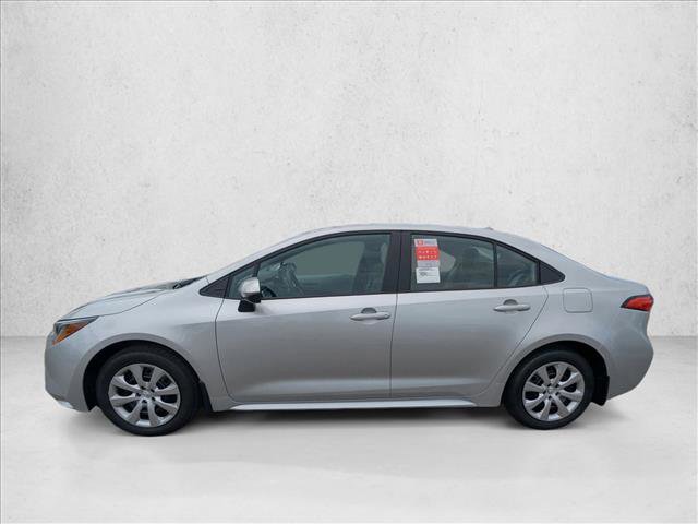 Used 2025 Toyota Corolla LE FWD image 5