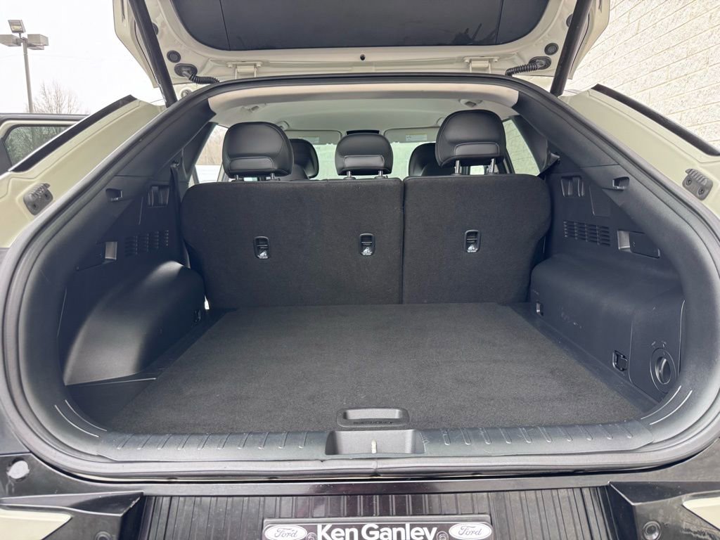 Used 2022 Kia EV6 Wind w/ Wind Technology Package AWD/4WD image 43