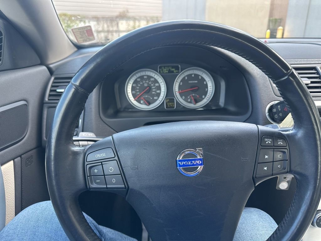 Used 2013 Volvo C70 T5 image 12