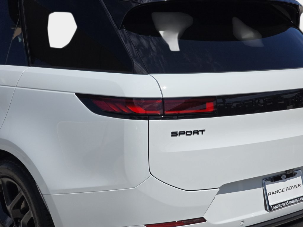 New 2026 Land Rover Range Rover Sport Dynamic SE AWD/4WD image 36