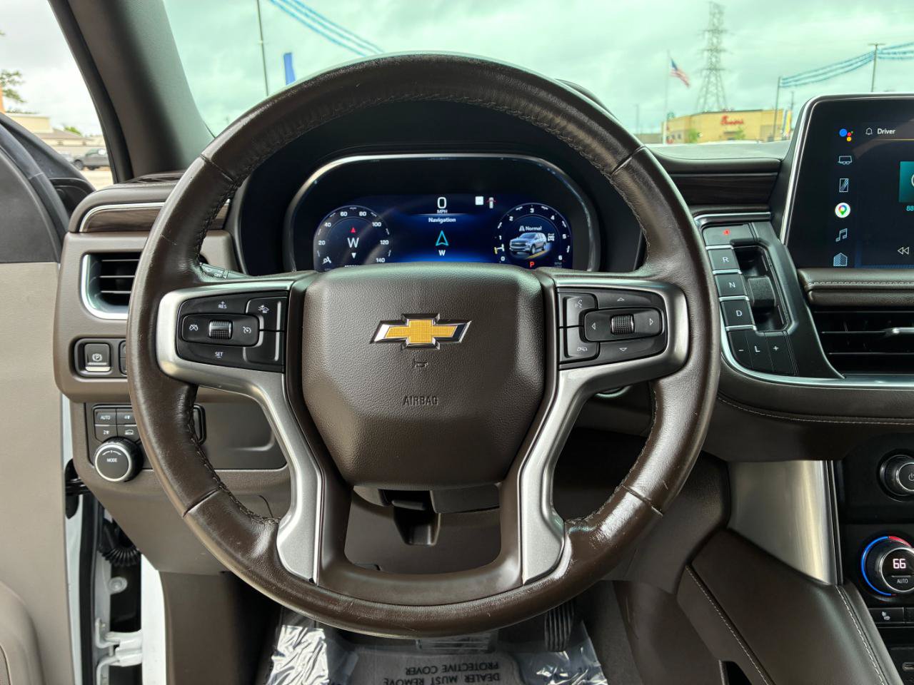 Used 2022 Chevrolet Tahoe LT AWD/4WD image 16