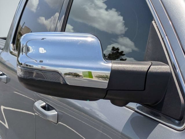 Used 2025 RAM 1500 Limited AWD/4WD image 5