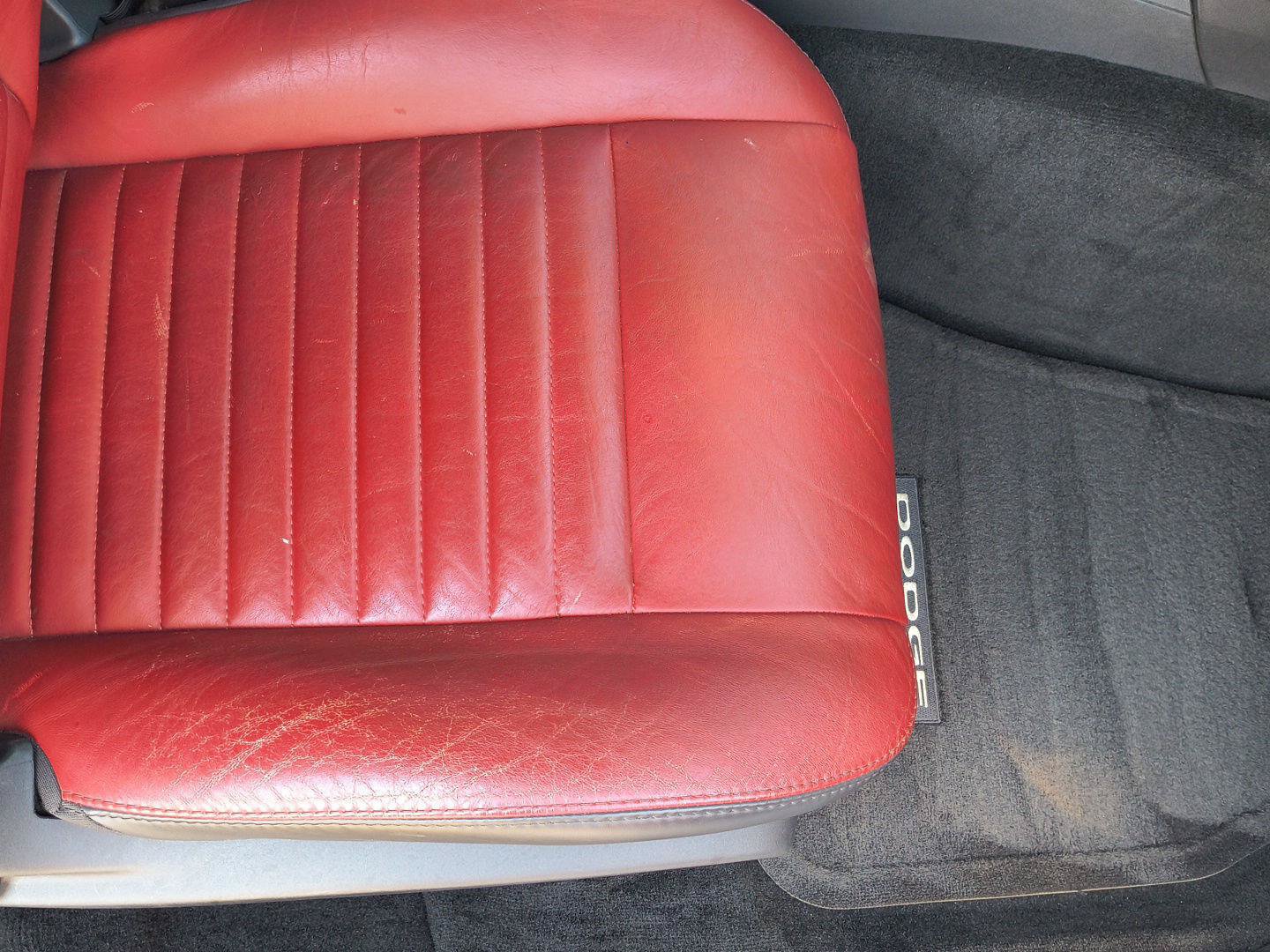 Used 2013 Dodge Challenger R/T Plus RWD image 21