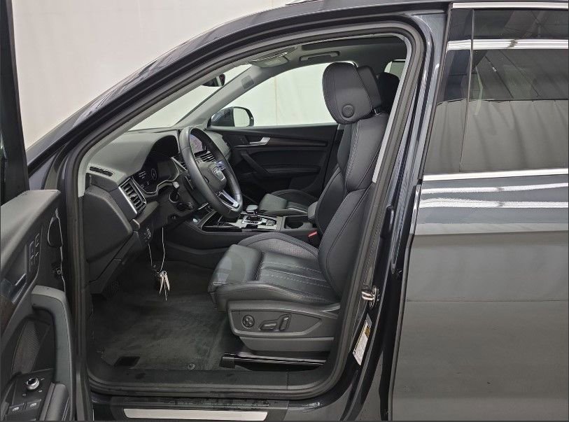 Used 2023 Audi Q5 2.0T Premium Plus w/ Premium Plus Package image 9