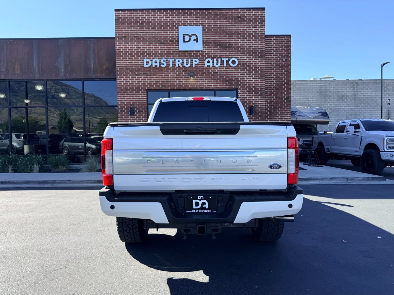 Used 2019 Ford F350 Platinum AWD/4WD image 6