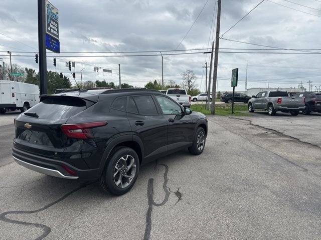 New 2026 Chevrolet Trax LT w/ Driver Confidence Package FWD image 6