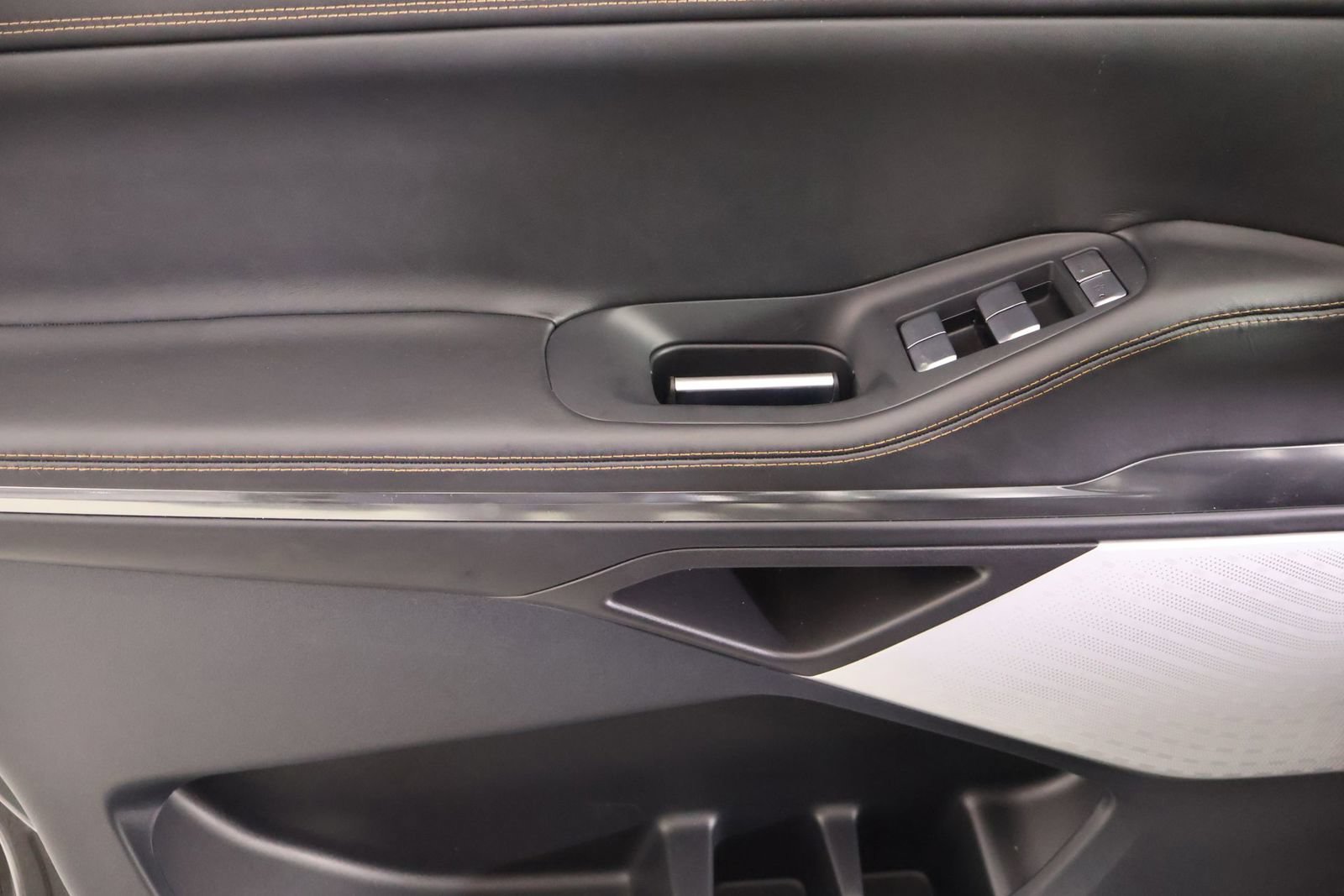 New 2026 Lincoln Navigator Black Label AWD/4WD image 17