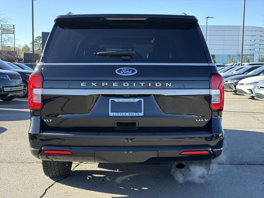 Used 2023 Ford Expedition Max XLT image 4