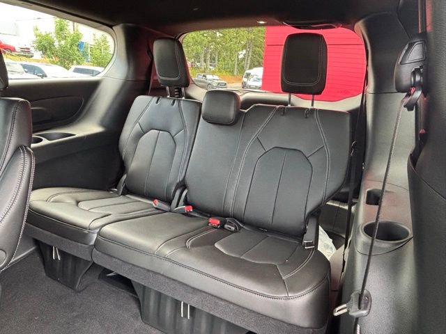 New 2026 Chrysler Voyager LX image 15