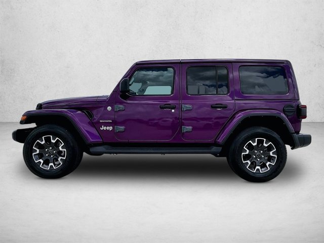 Used 2024 Jeep Wrangler Unlimited Sahara w/ Technology Group AWD/4WD image 6