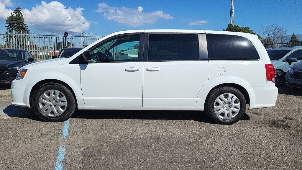 Used 2018 Dodge Grand Caravan SE image 6