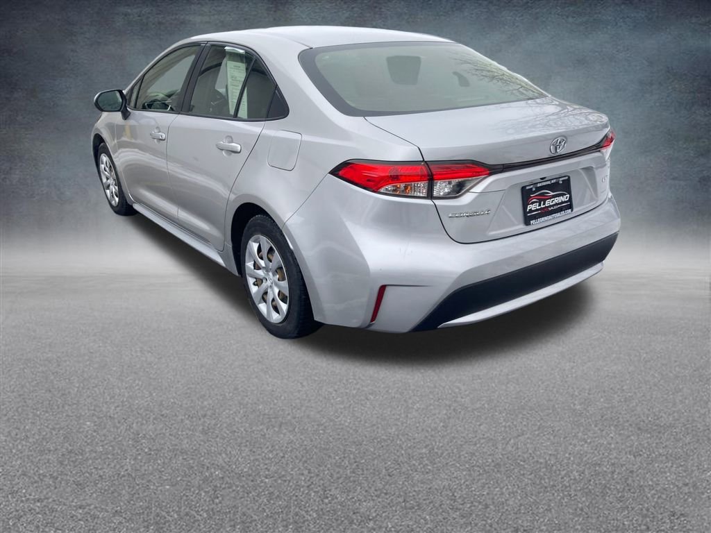 Used 2020 Toyota Corolla LE image 3