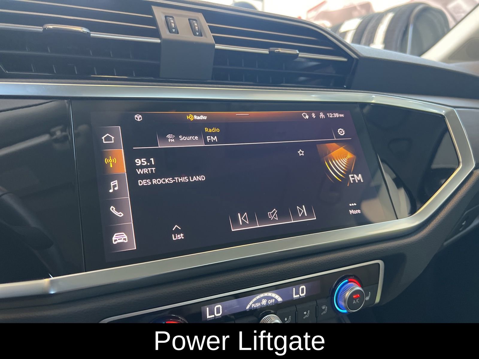 Used 2025 Audi Q3 2.0T Premium Plus w/ Premium Plus Package image 15