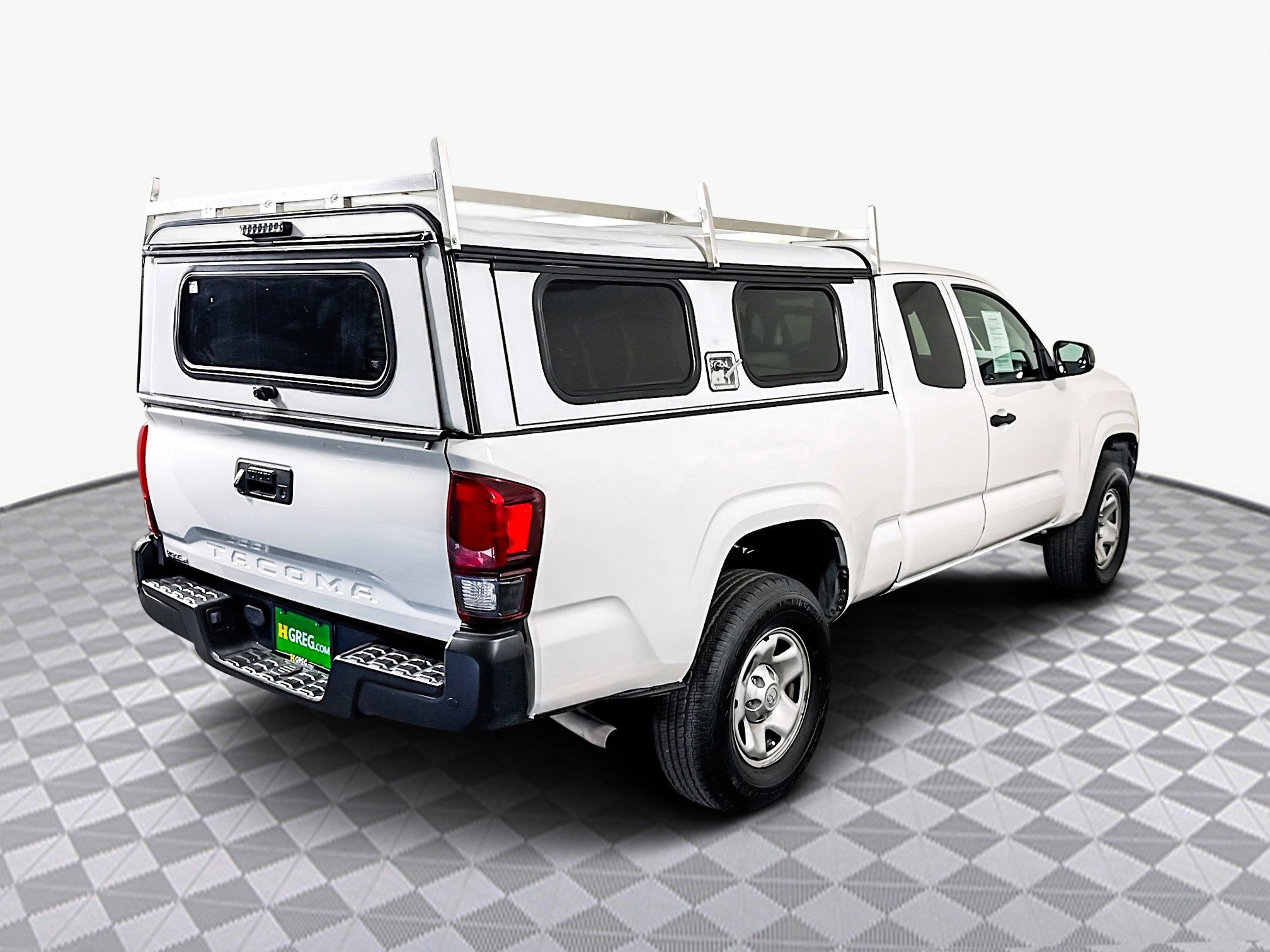 Used 2022 Toyota Tacoma SR image 50