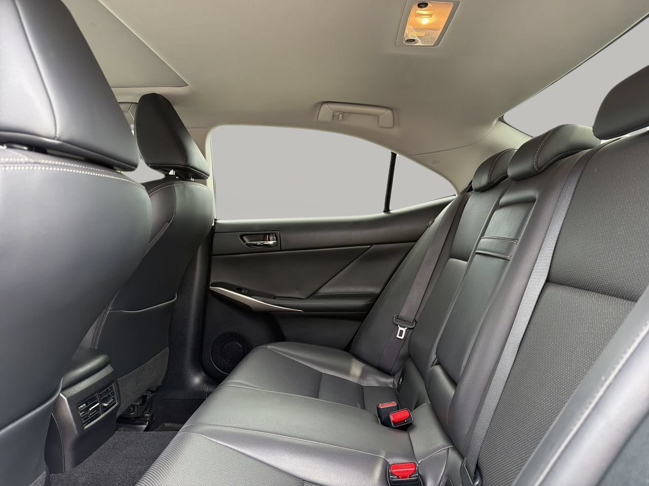 Used 2016 Lexus IS 300 AWD w/ Navigation System Package image 16
