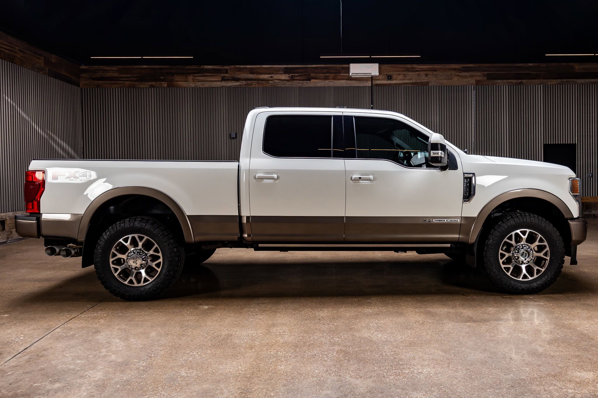 Used 2022 Ford F250 King Ranch w/ King Ranch Ultimate Package AWD/4WD image 10