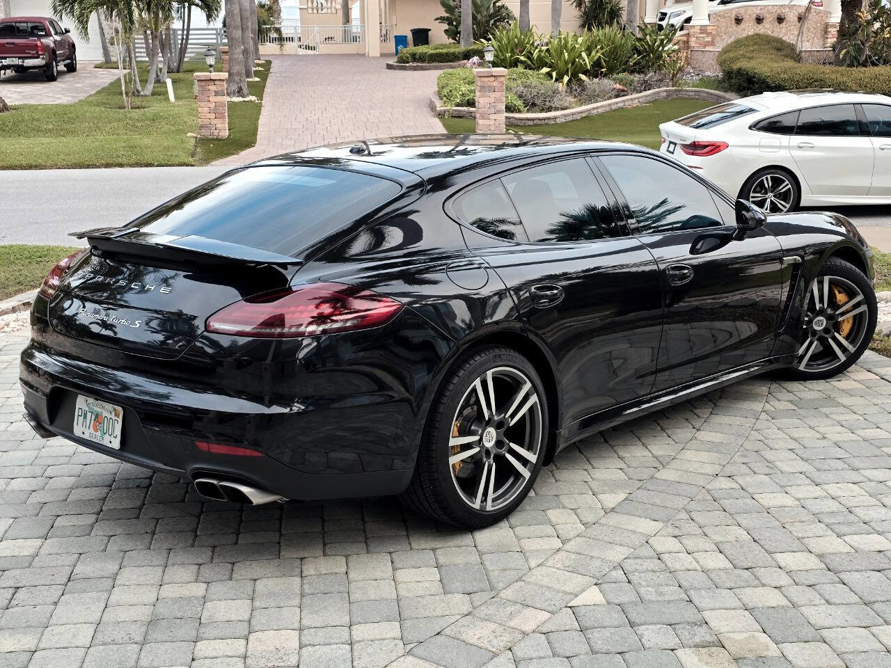 Used 2014 Porsche Panamera Turbo S w/ Exterior Package in Black image 9