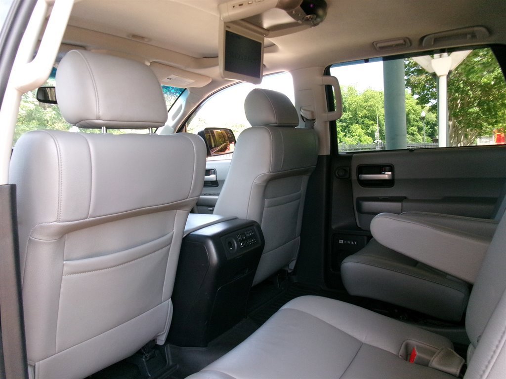 Used 2013 Toyota Sequoia Limited RWD image 29