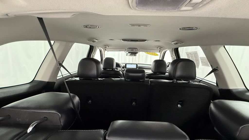 Used 2022 Kia Telluride LX AWD/4WD image 30