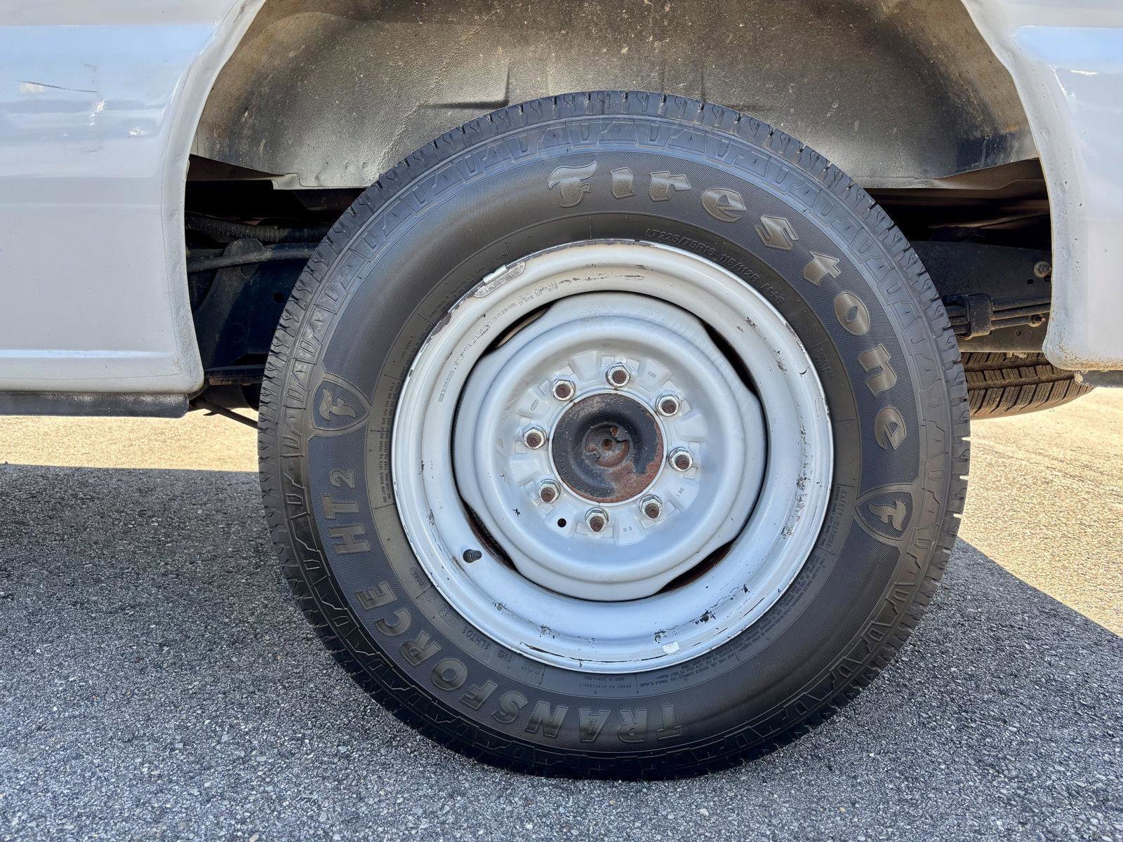 Used 2014 Ford E-150 and Econoline 150 w/ Power Group RWD image 21