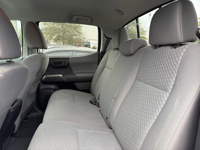 Used 2022 Toyota Tacoma SR5 w/ Technology Package image 25